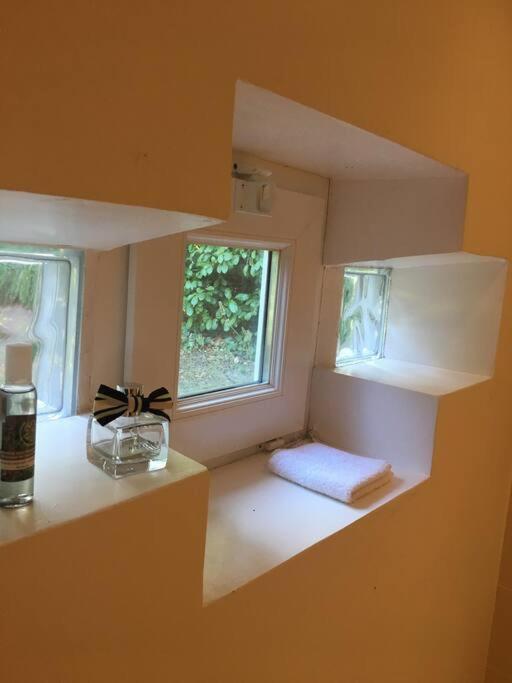 Maisonnette En Clairiere De Foret Gambais Экстерьер фото
